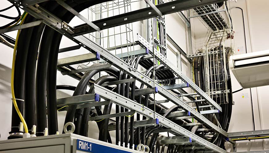 Kabelverlegesysteme und Industriemontage